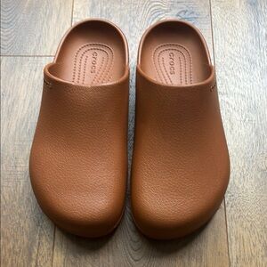 Crocs Women’s Dylan Clogs